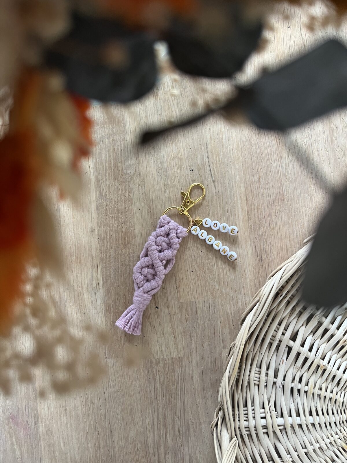 Porte-clés en macramé - Deux mots