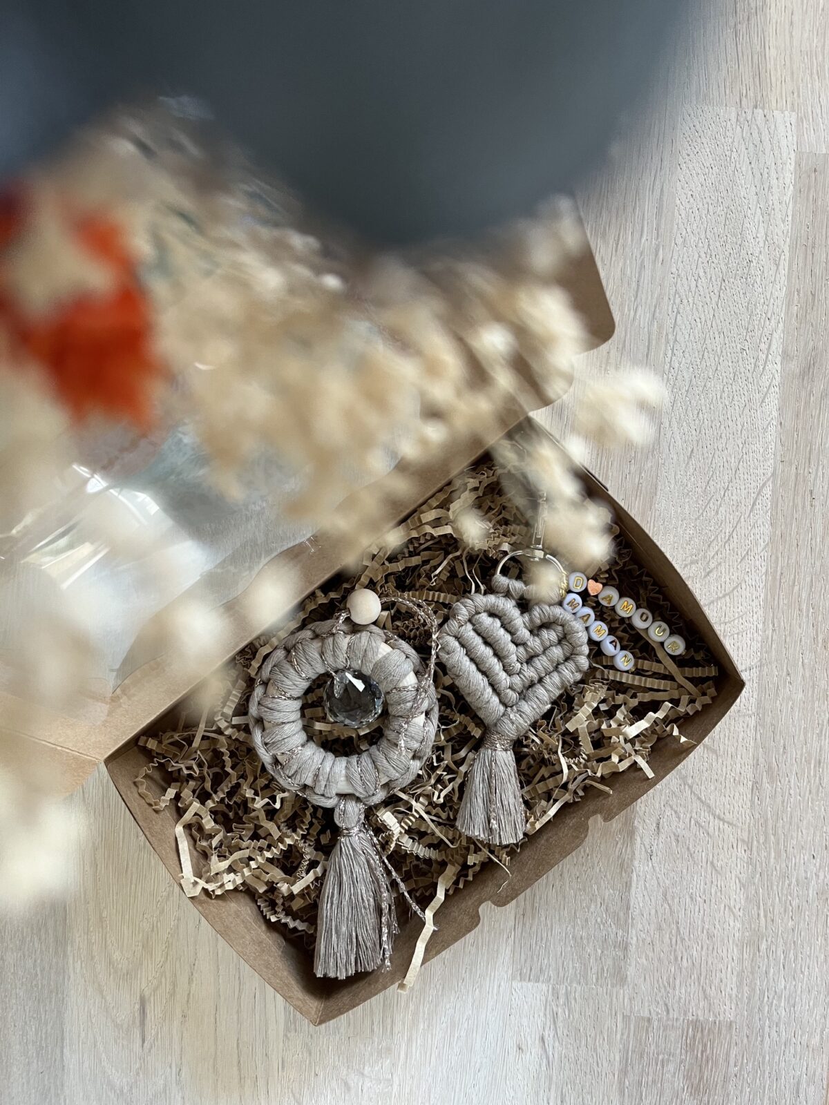 Coffret cadeau en macramé
